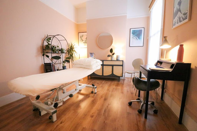 No 10 Treatment room