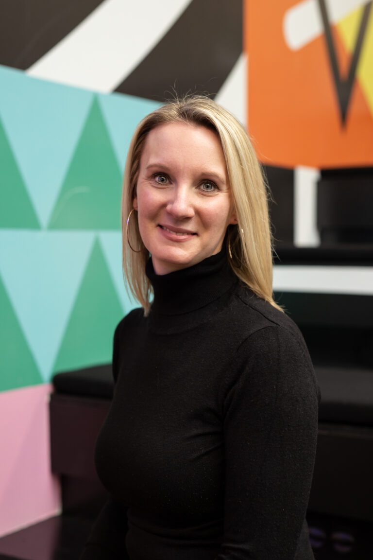 elainepotterweb 4462 768x1152