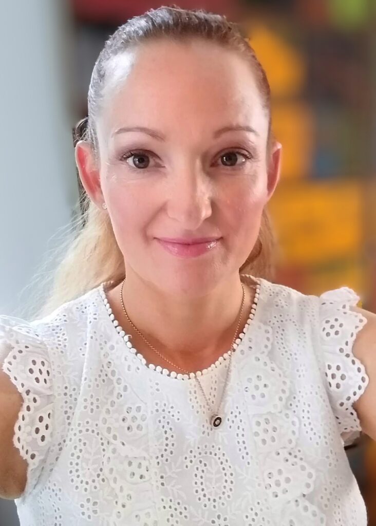 20190625 1624462 732x1024